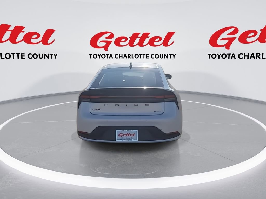 New 2026 Toyota Prius LE image 7