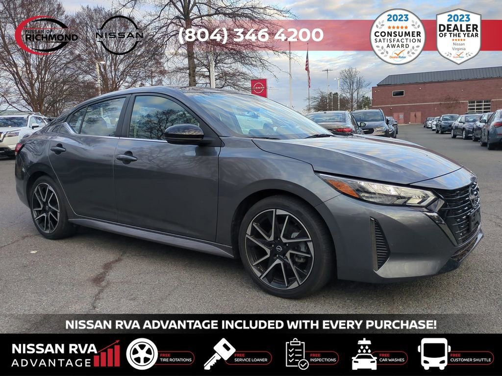 Used 2025 Nissan Sentra SR image 3