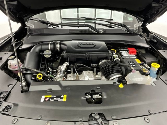 Used 2025 Jeep Compass Latitude image 28