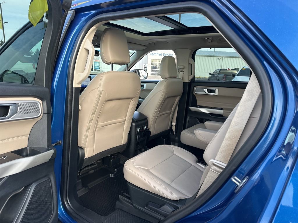 Used 2022 Ford Explorer Limited image 25