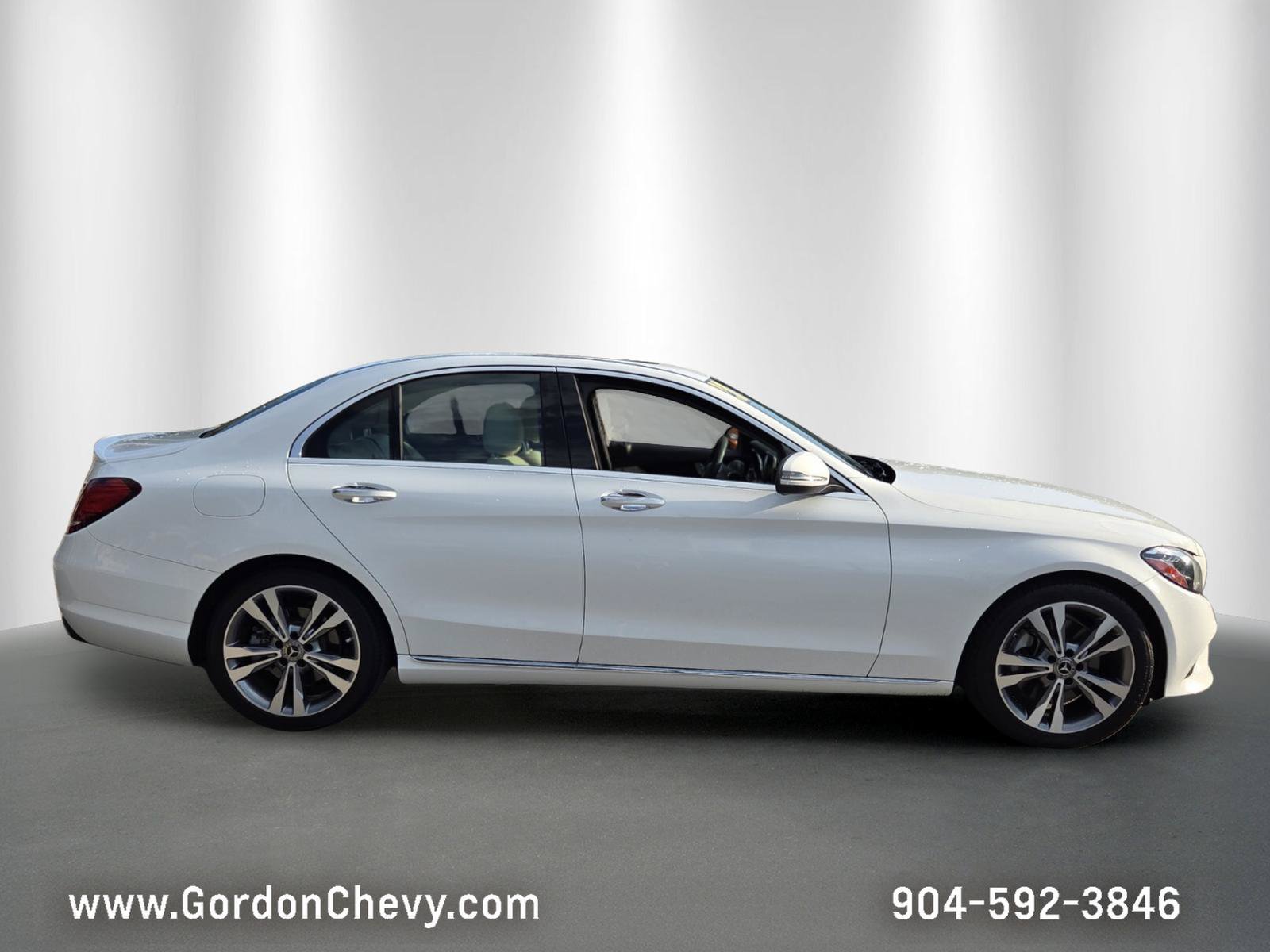 Used 2021 Mercedes-Benz C 300 Sedan image 7