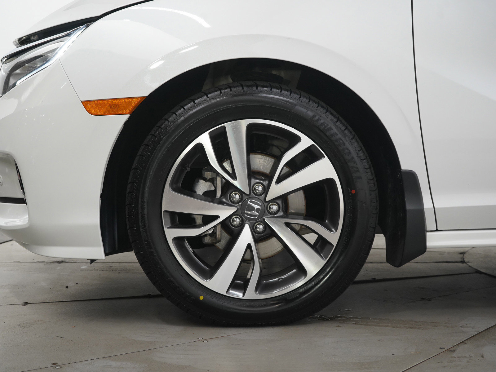 Used 2023 Honda Odyssey Touring image 34