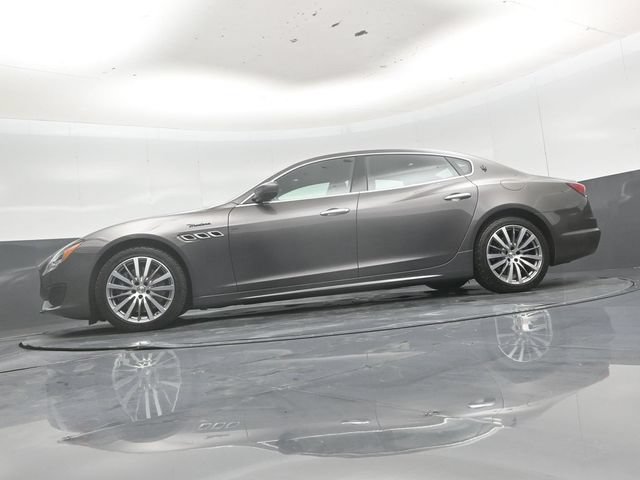 Used 2022 Maserati Quattroporte Modena Q4 AWD/4WD image 44