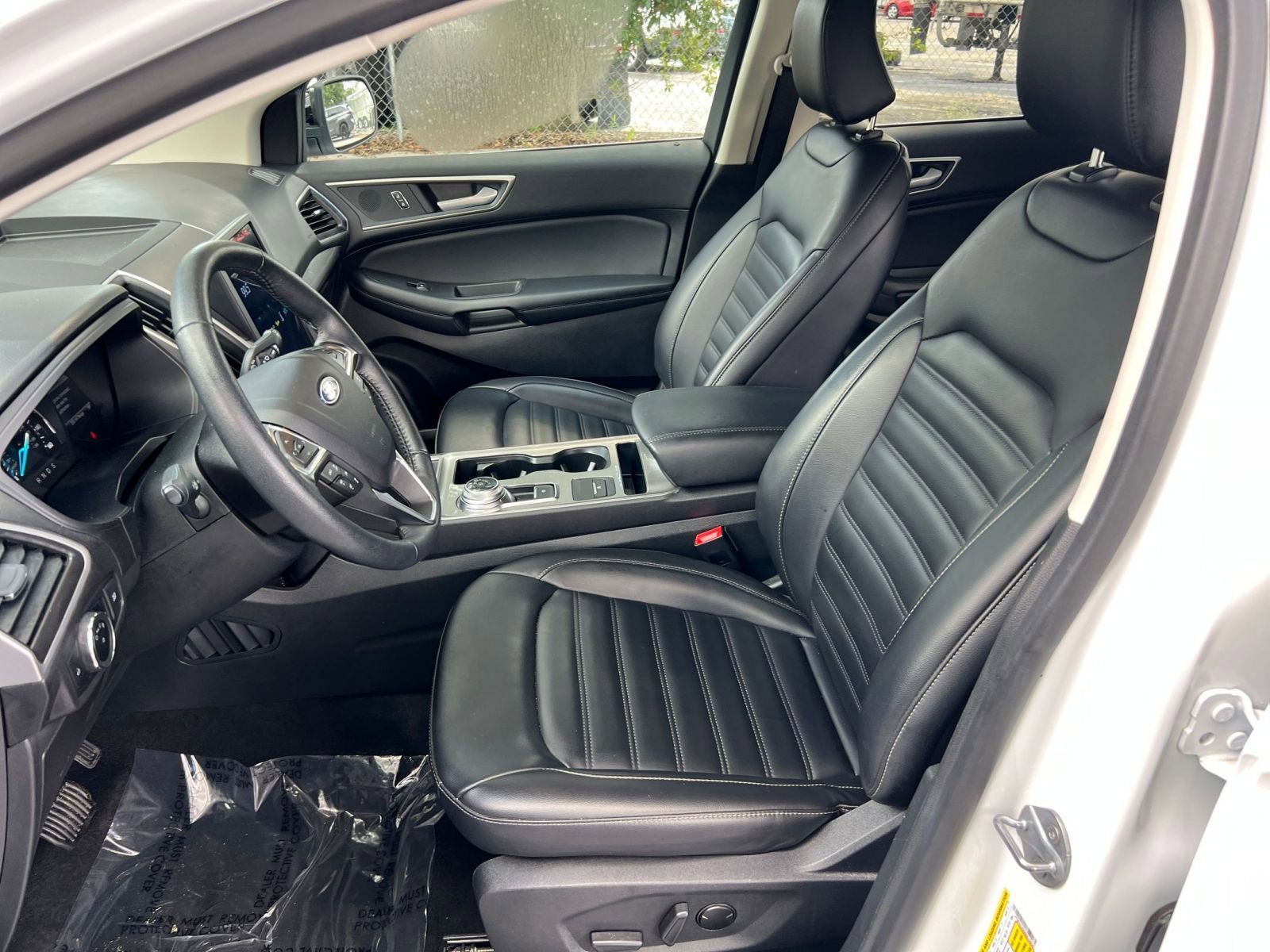 Used 2024 Ford Edge SEL image 33