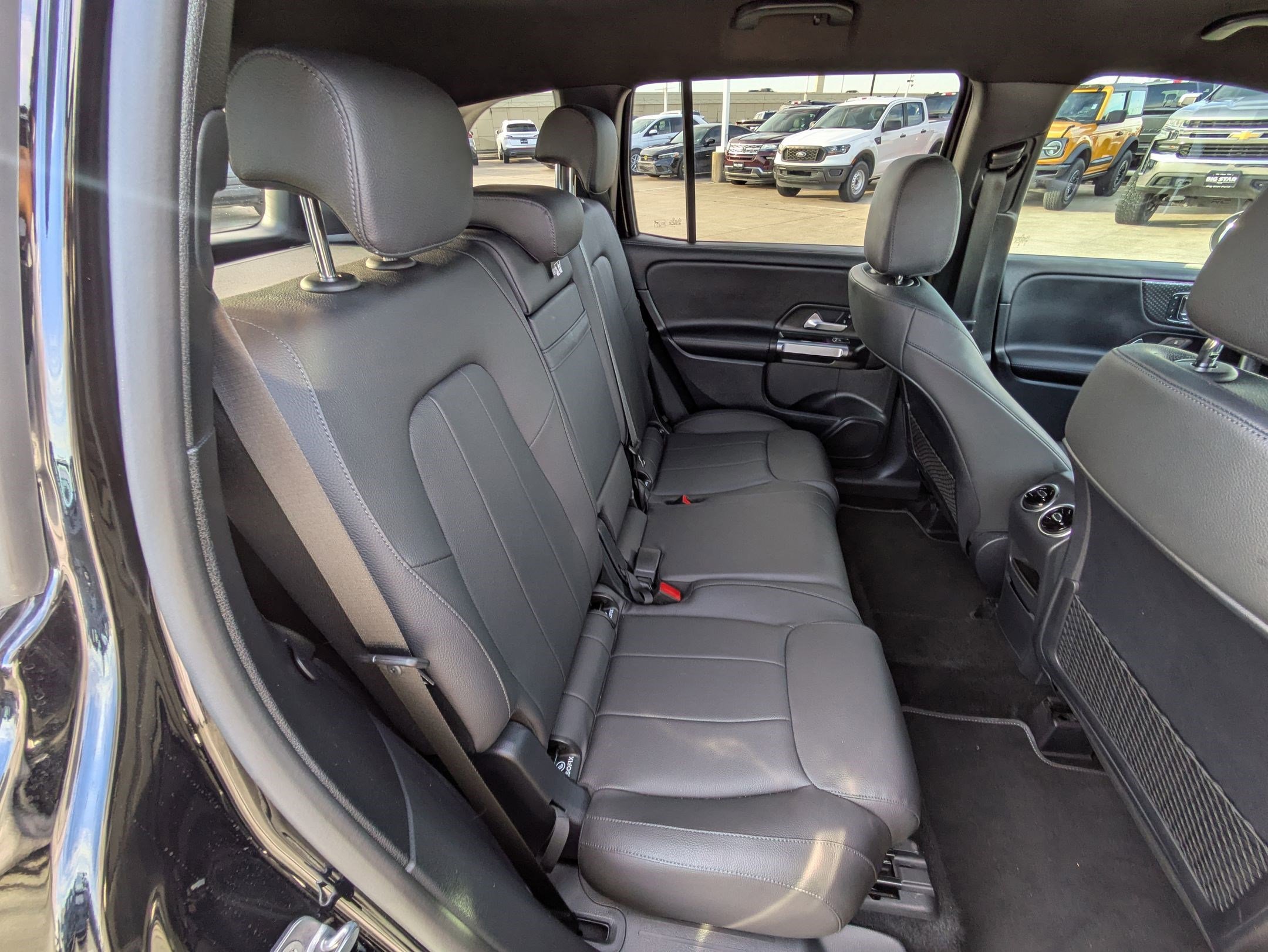 Used 2024 Mercedes-Benz GLB 250 image 29