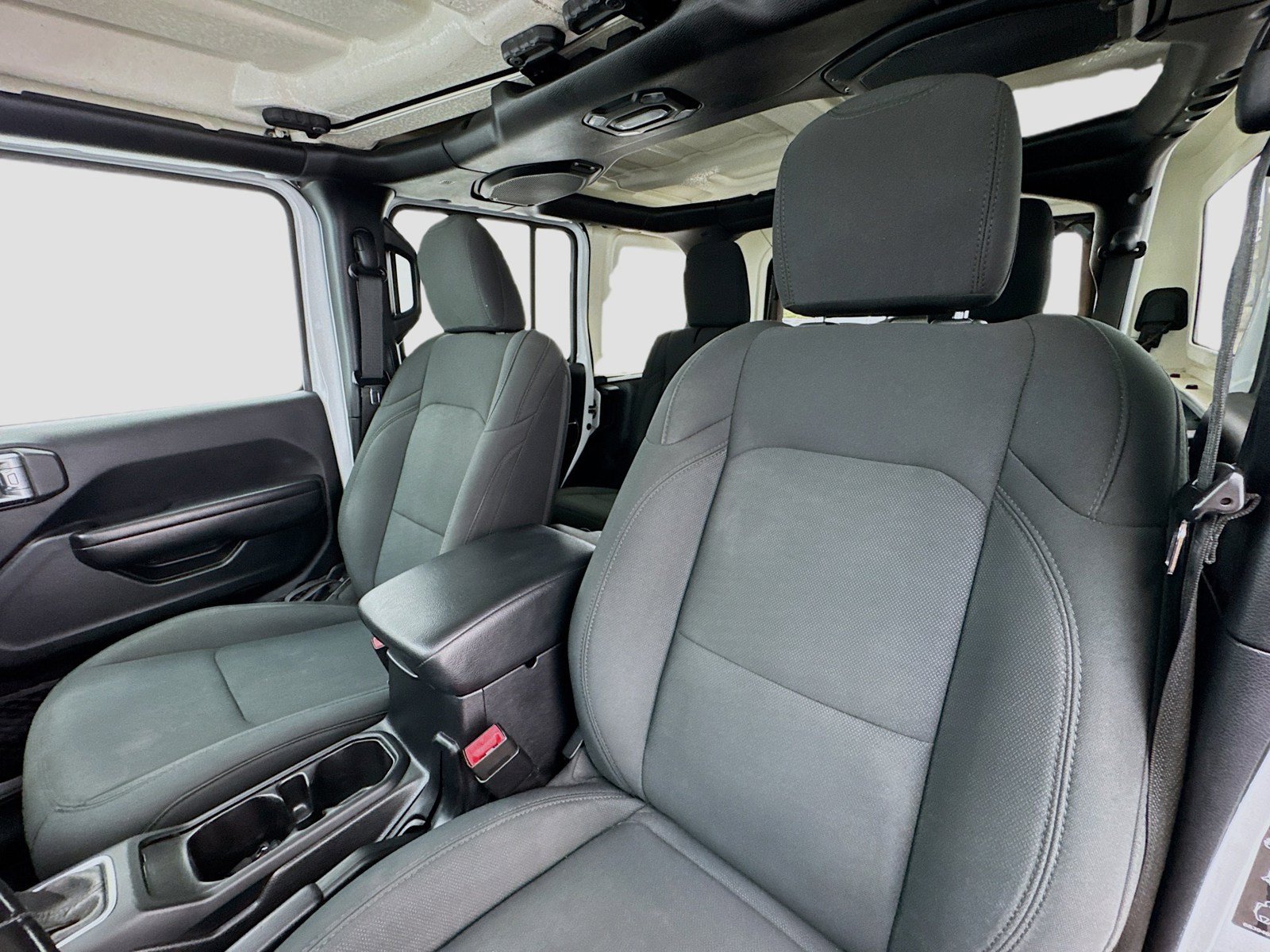 Used 2020 Jeep Wrangler Unlimited Sport S AWD/4WD image 13