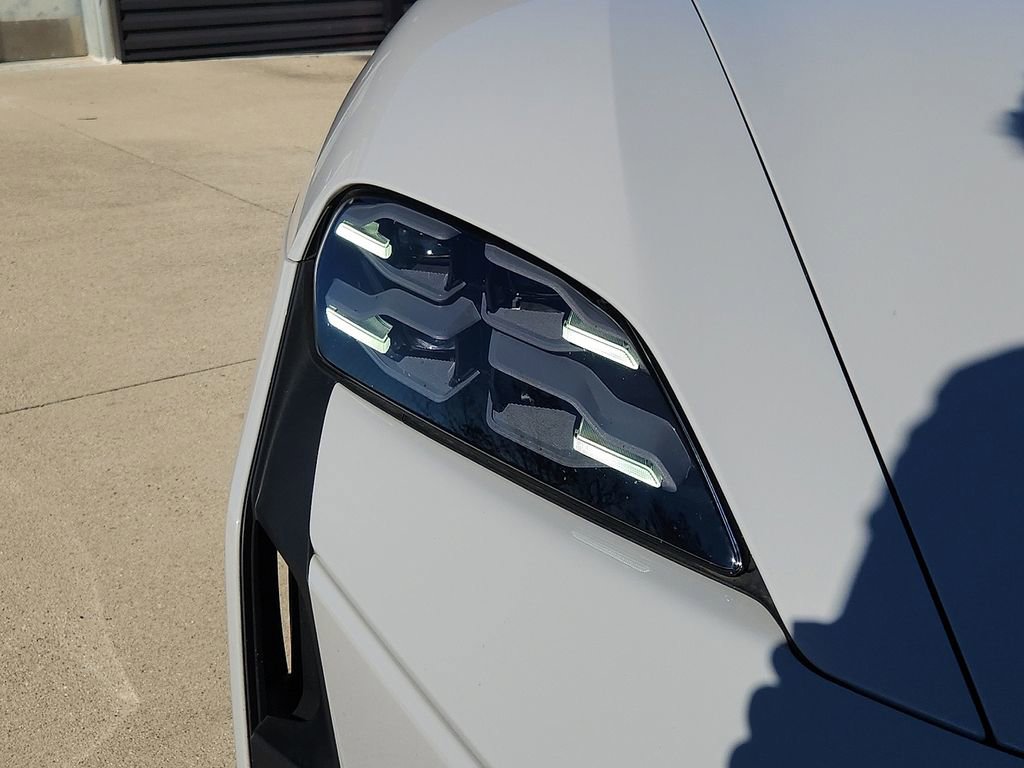 Certified 2025 Porsche Taycan Turbo image 8