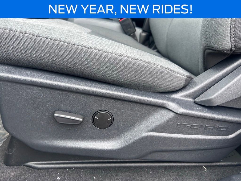 New 2026 Ford F450 XLT w/ 360-Degree Camera Package image 17