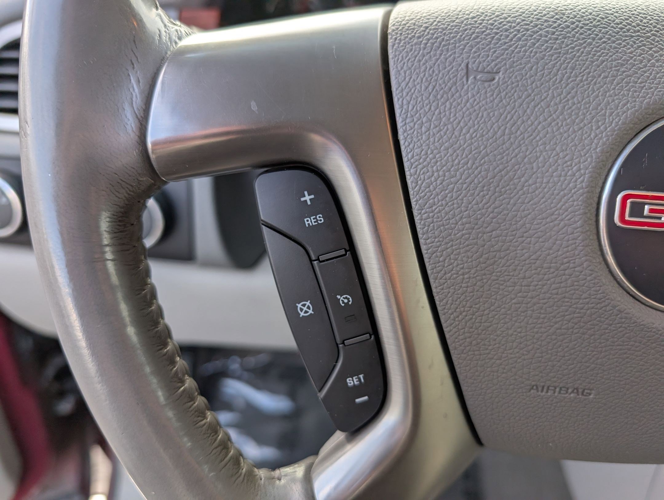 Used 2007 GMC Sierra 1500 SLT w/ SLE/SLT Trailering Package AWD/4WD image 15