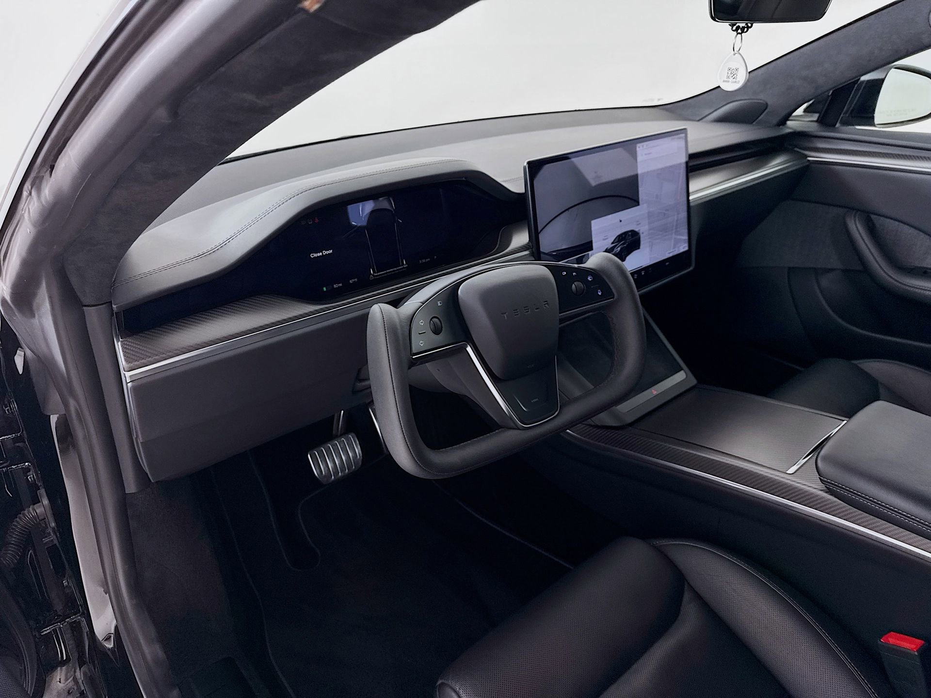 Used 2021 Tesla Model S Plaid image 10