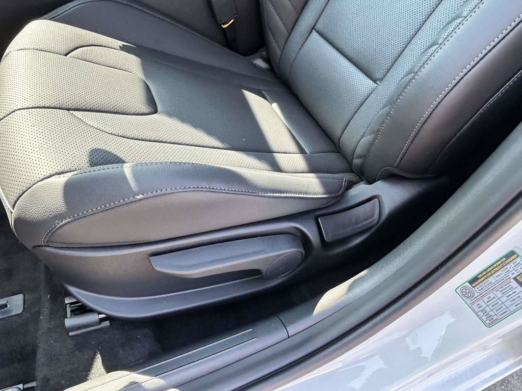 New 2026 Hyundai Elantra SEL Sport FWD image 14