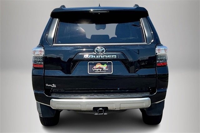 Used 2022 Toyota 4Runner TRD Off-Road Premium image 6