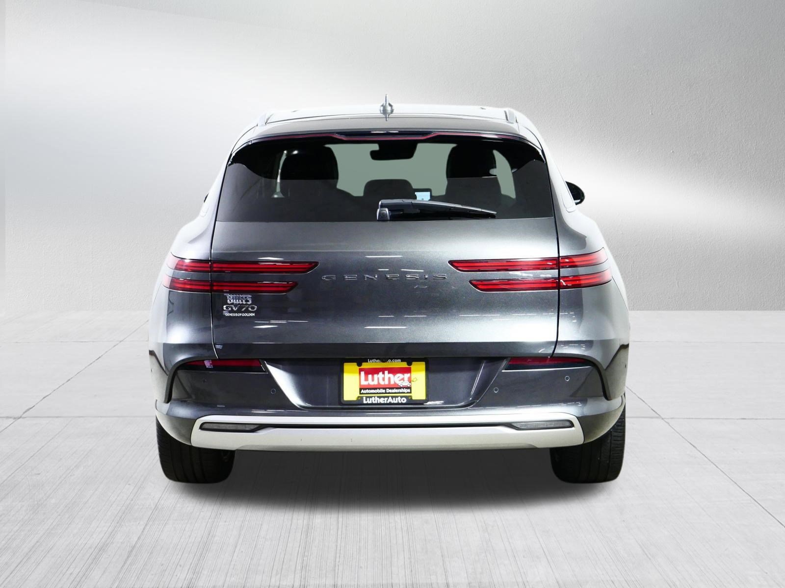 Certified 2025 Genesis Electrified GV70 AWD/4WD image 6