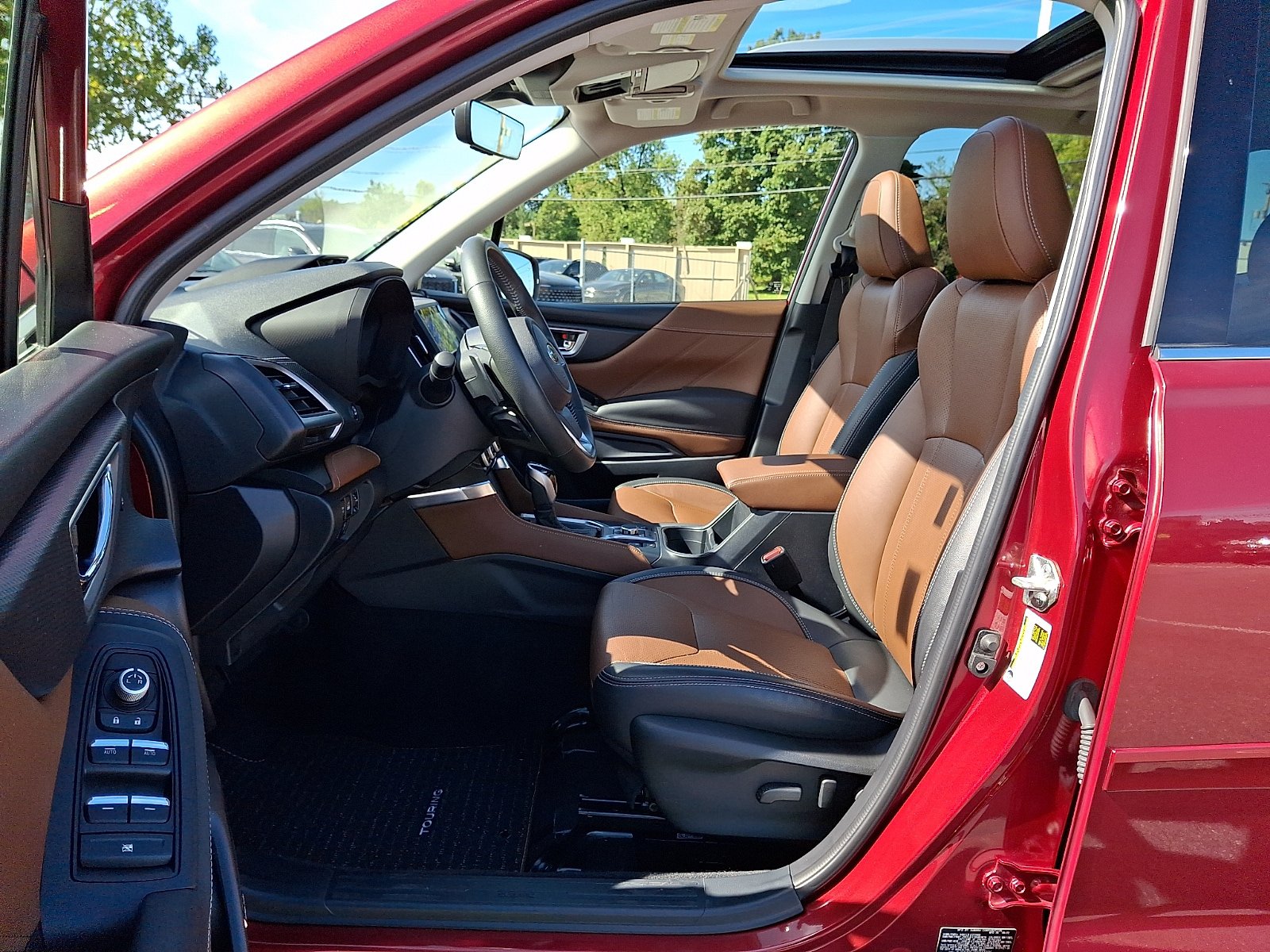 Used 2022 Subaru Forester Touring AWD/4WD image 15