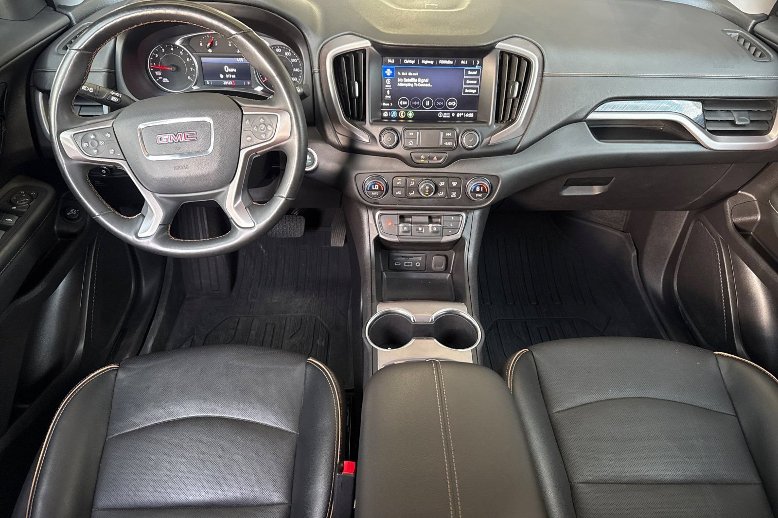 Used 2024 GMC Terrain AT4 w/ LPO, Floor Liner Package AWD/4WD image 14