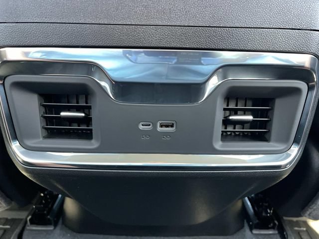 New 2026 GMC Sierra 1500 Elevation w/ Preferred Package AWD/4WD image 17
