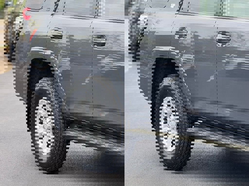 Used 2024 Toyota 4Runner SR5 image 8