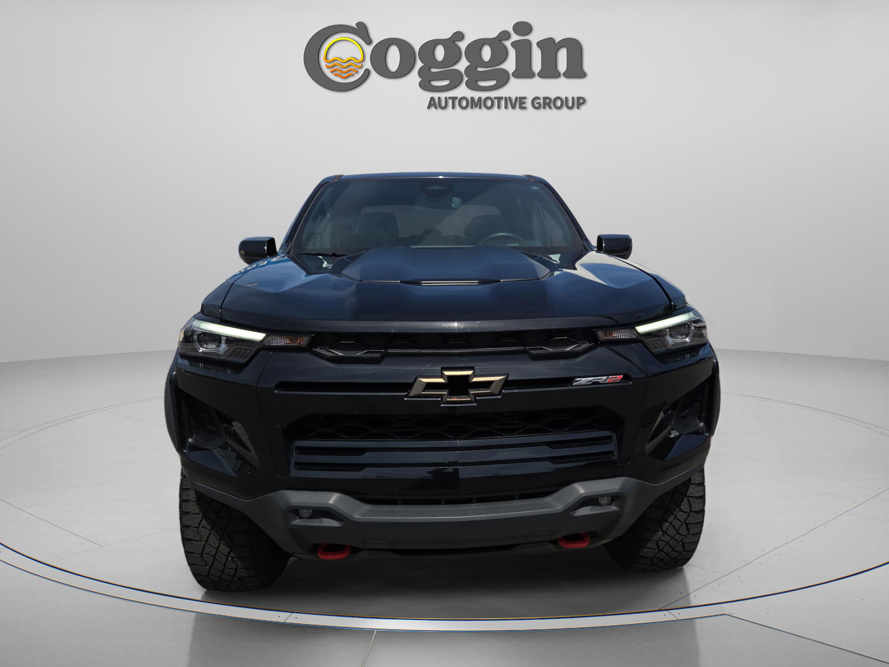 Certified 2024 Chevrolet Colorado ZR2 w/ Safety Package AWD/4WD image 8