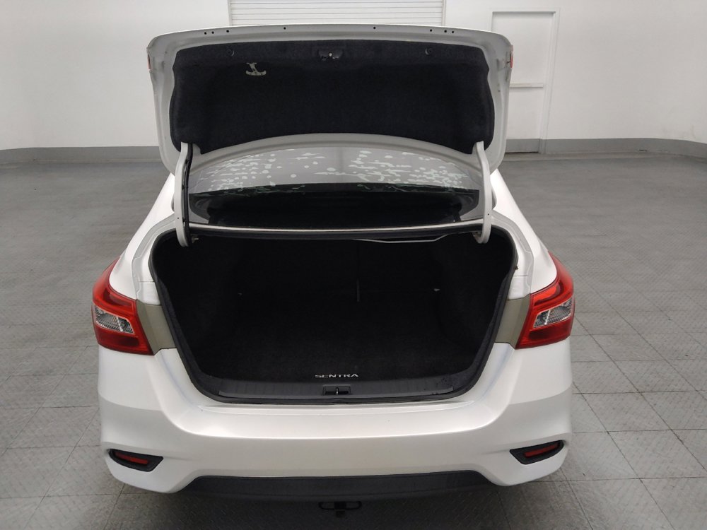 Used 2018 Nissan Sentra SV FWD image 29