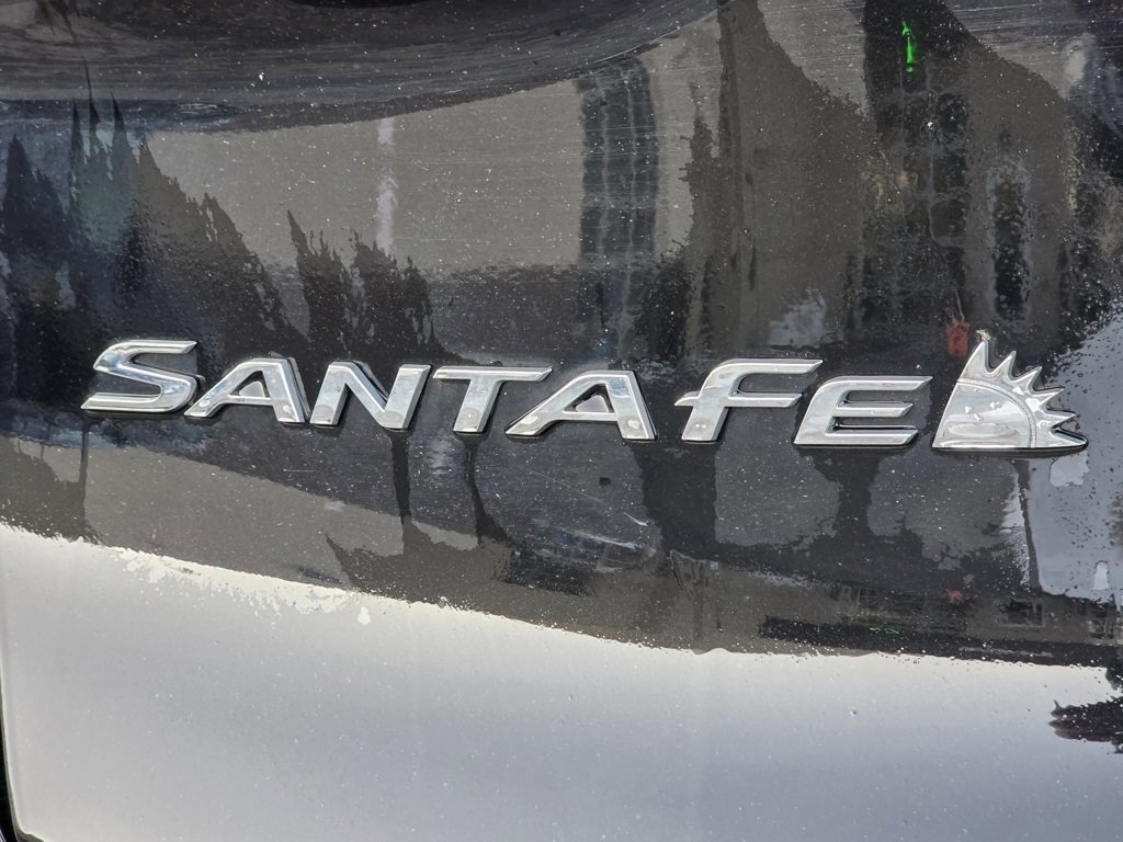 Used 2023 Hyundai Santa Fe SEL w/ Premium Package image 13