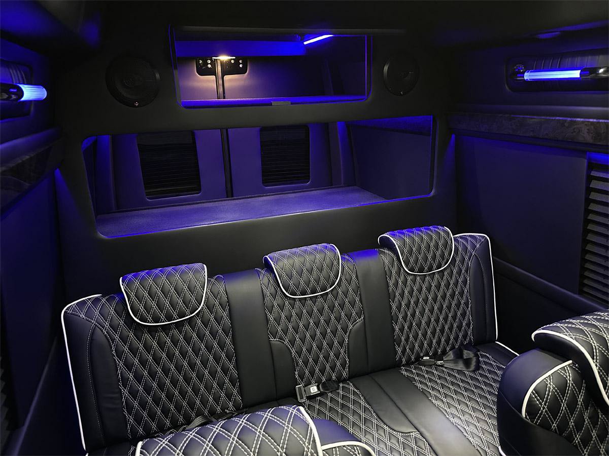 Used 2024 Mercedes-Benz Sprinter 3500 image 23