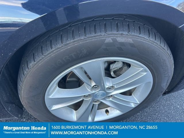 Used 2018 Buick Regal Preferred image 10