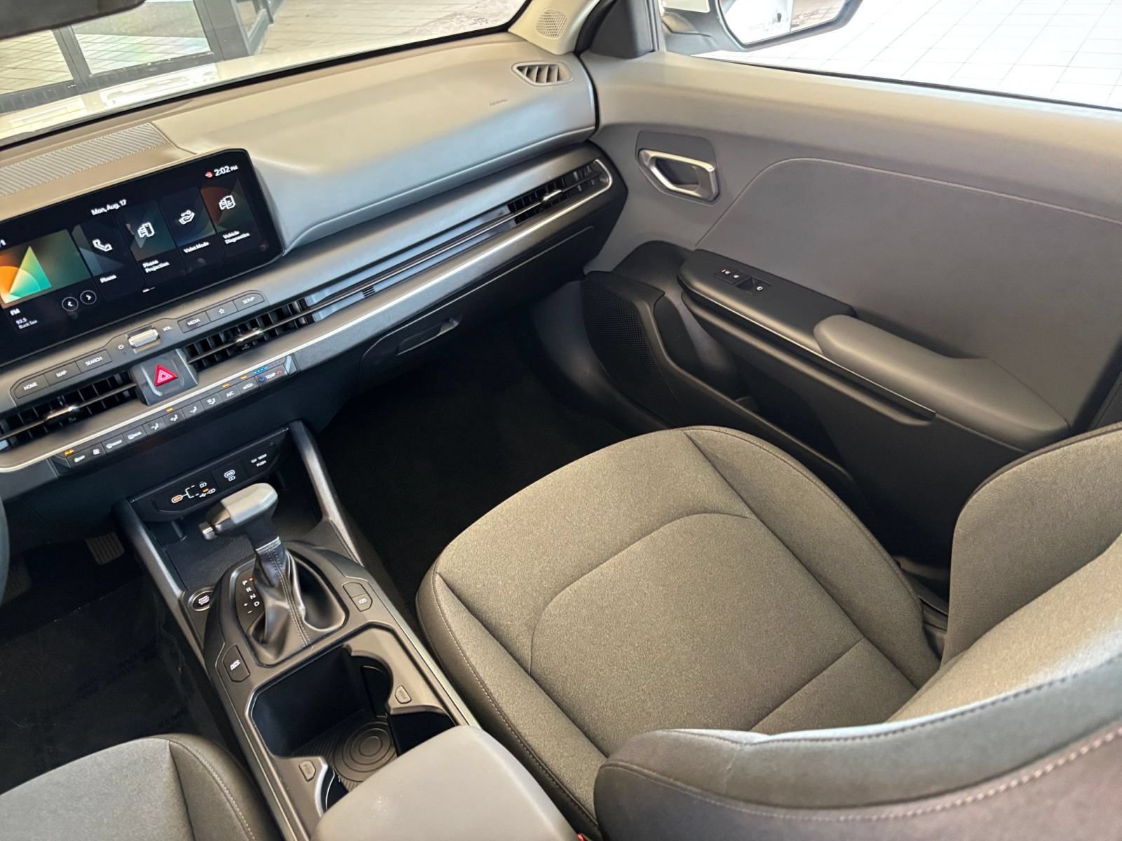 Used 2025 Kia K4 FWD image 33