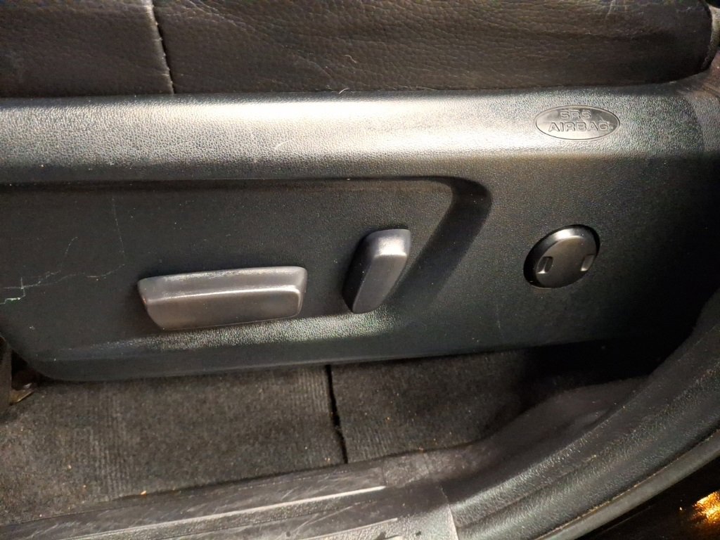 Used 2016 Toyota Tundra Limited image 15