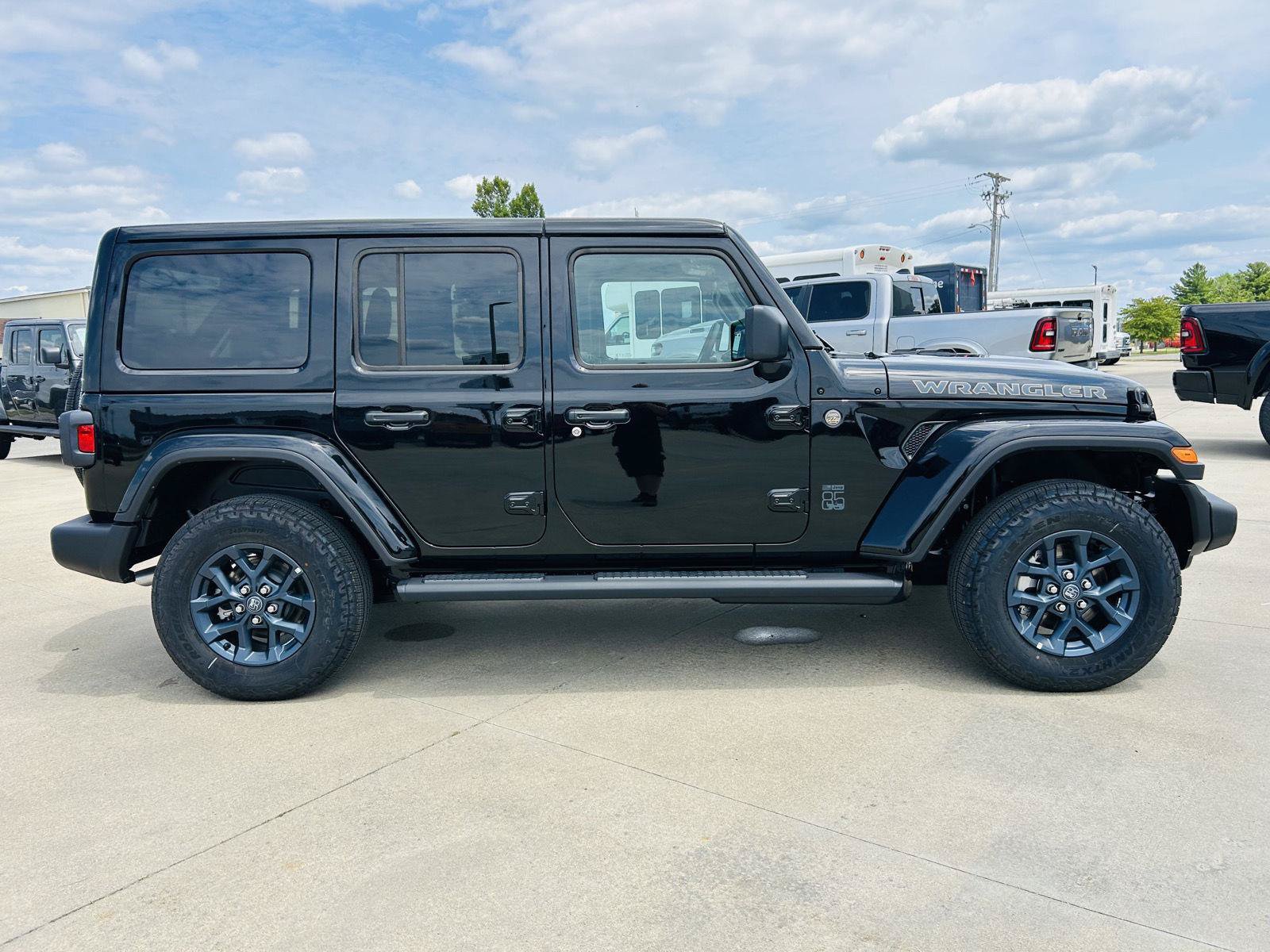 New 2026 Jeep Wrangler Unlimited Sport AWD/4WD image 37