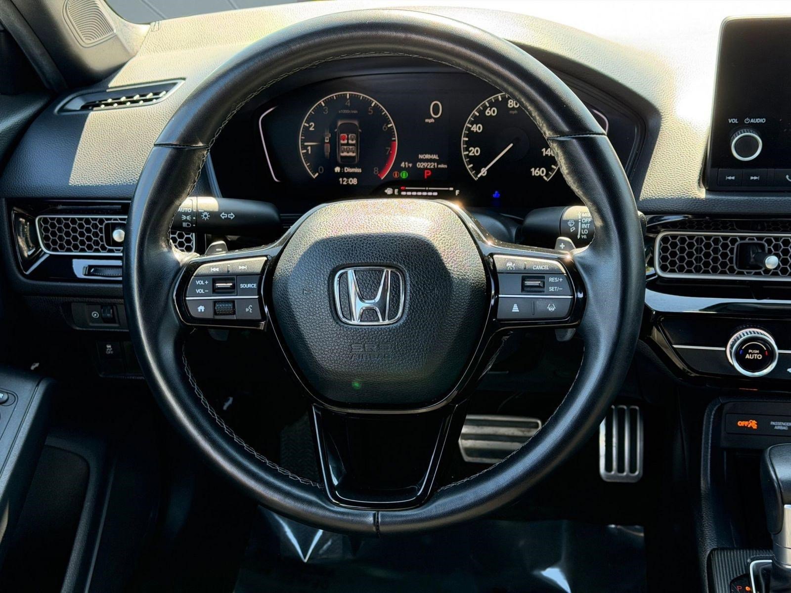 Used 2025 Honda Civic Sport image 16
