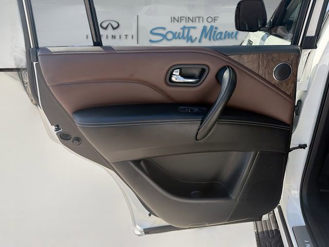 Used 2023 INFINITI QX80 Premium Select w/ All-Season Package RWD image 27