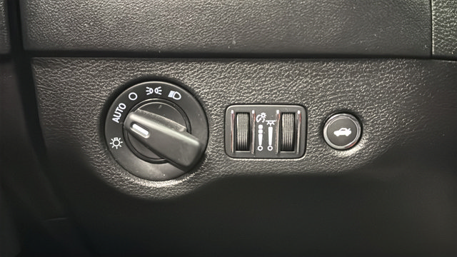 Used 2022 Dodge Charger Scat Pack RWD image 30