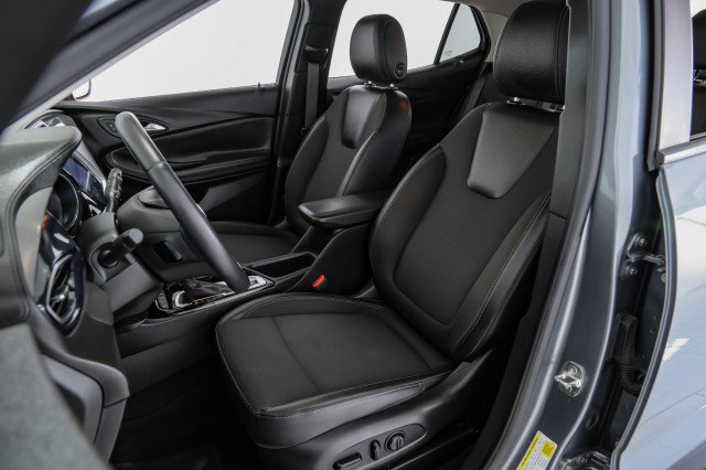 Used 2020 Buick Encore GX Select image 29