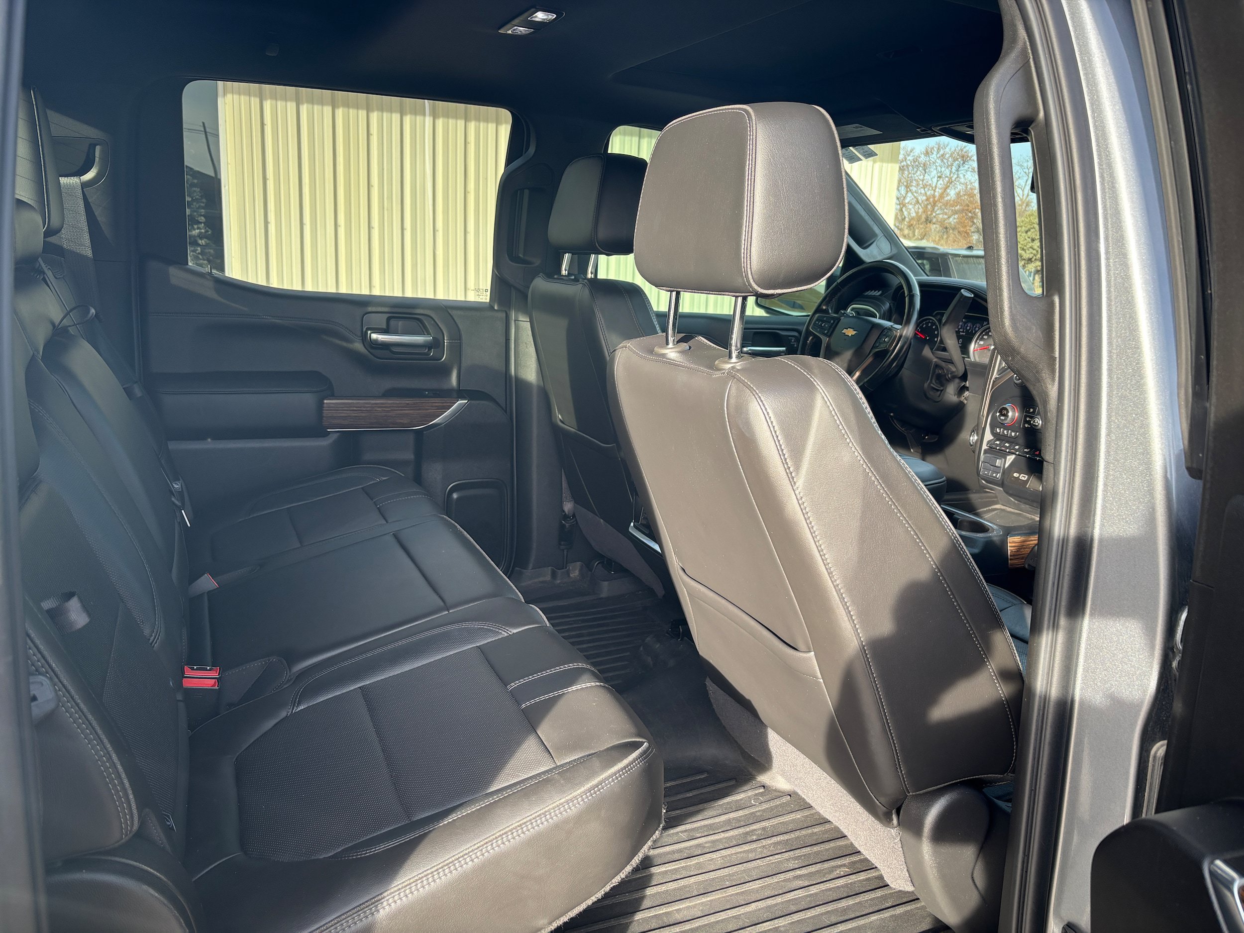 Used 2020 Chevrolet Silverado 1500 High Country AWD/4WD image 12