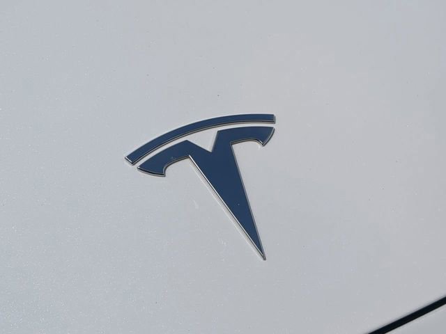 Used 2021 Tesla Model Y Performance image 13