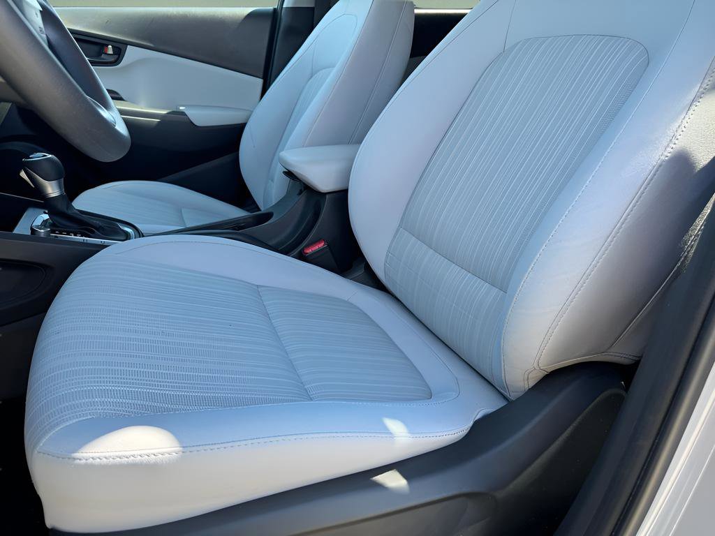 Used 2023 Hyundai Kona SEL image 18