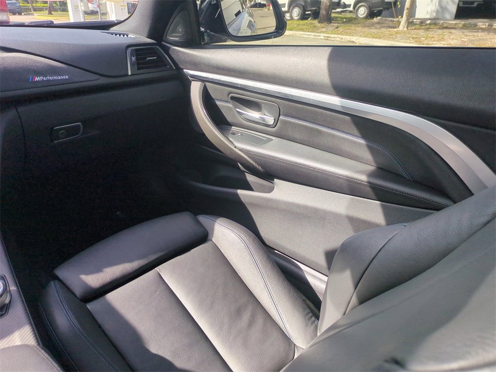 Used 2019 BMW 440i Coupe w/ M Sport Package image 18