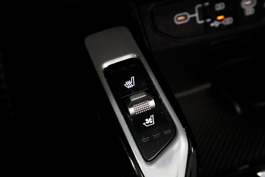 Used 2025 Kia Sorento SX image 5