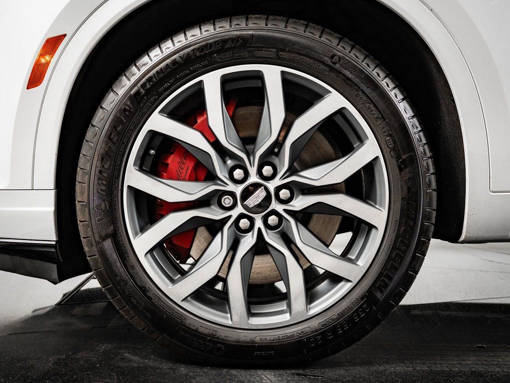 Used 2023 Cadillac XT6 Sport image 12