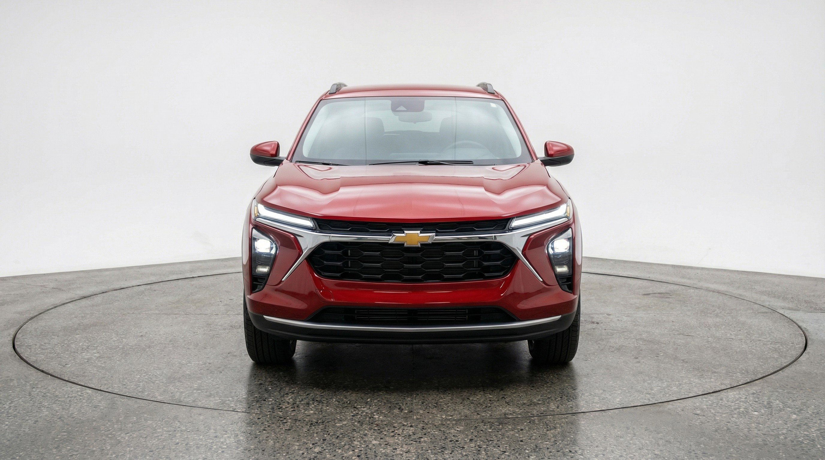 Used 2025 Chevrolet Trax LT w/ LT Convenience Package image 2