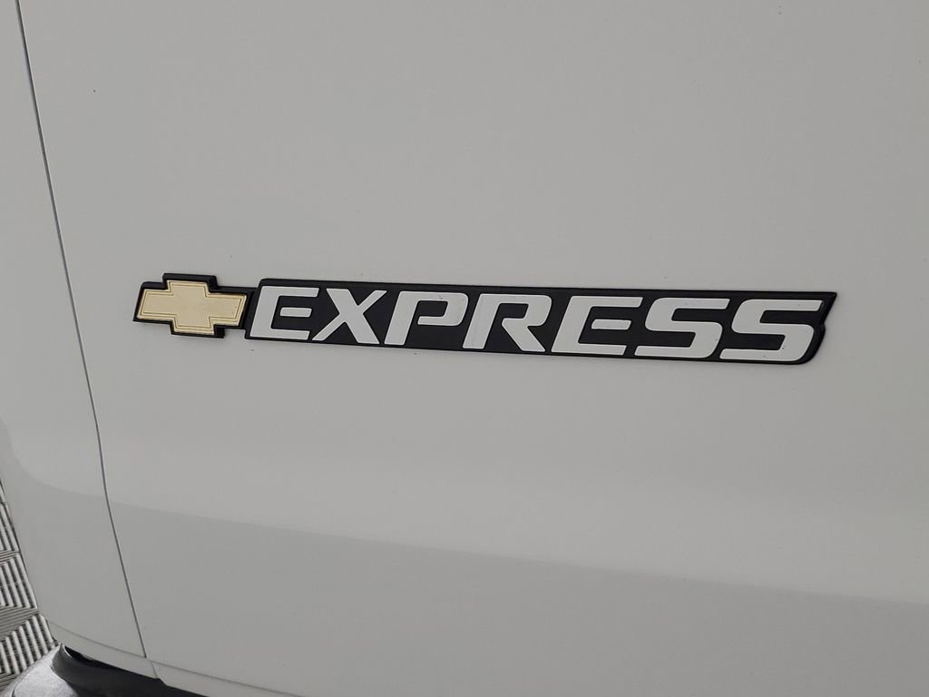 New 2026 Chevrolet Express 2500 w/ Driver Convenience Package RWD image 30