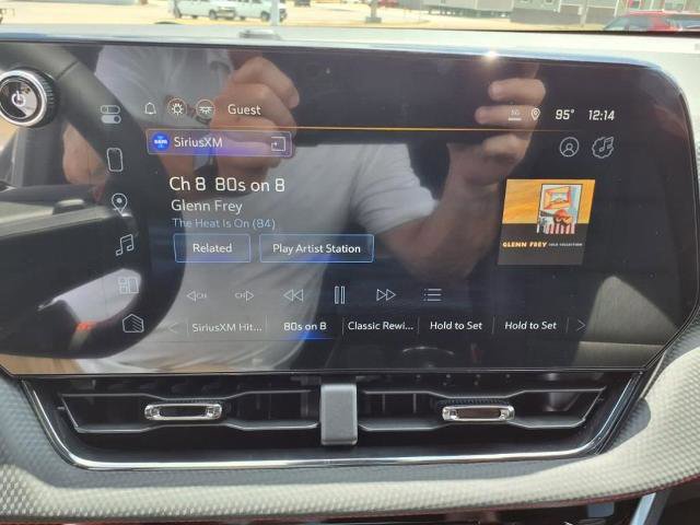 New 2026 Chevrolet Equinox RS w/ LPO, Floor Liner Package image 23