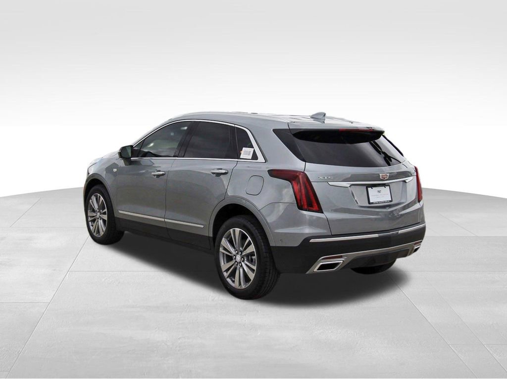 New 2026 Cadillac XT5 Premium Luxury w/ Driver Assist Package FWD image 3