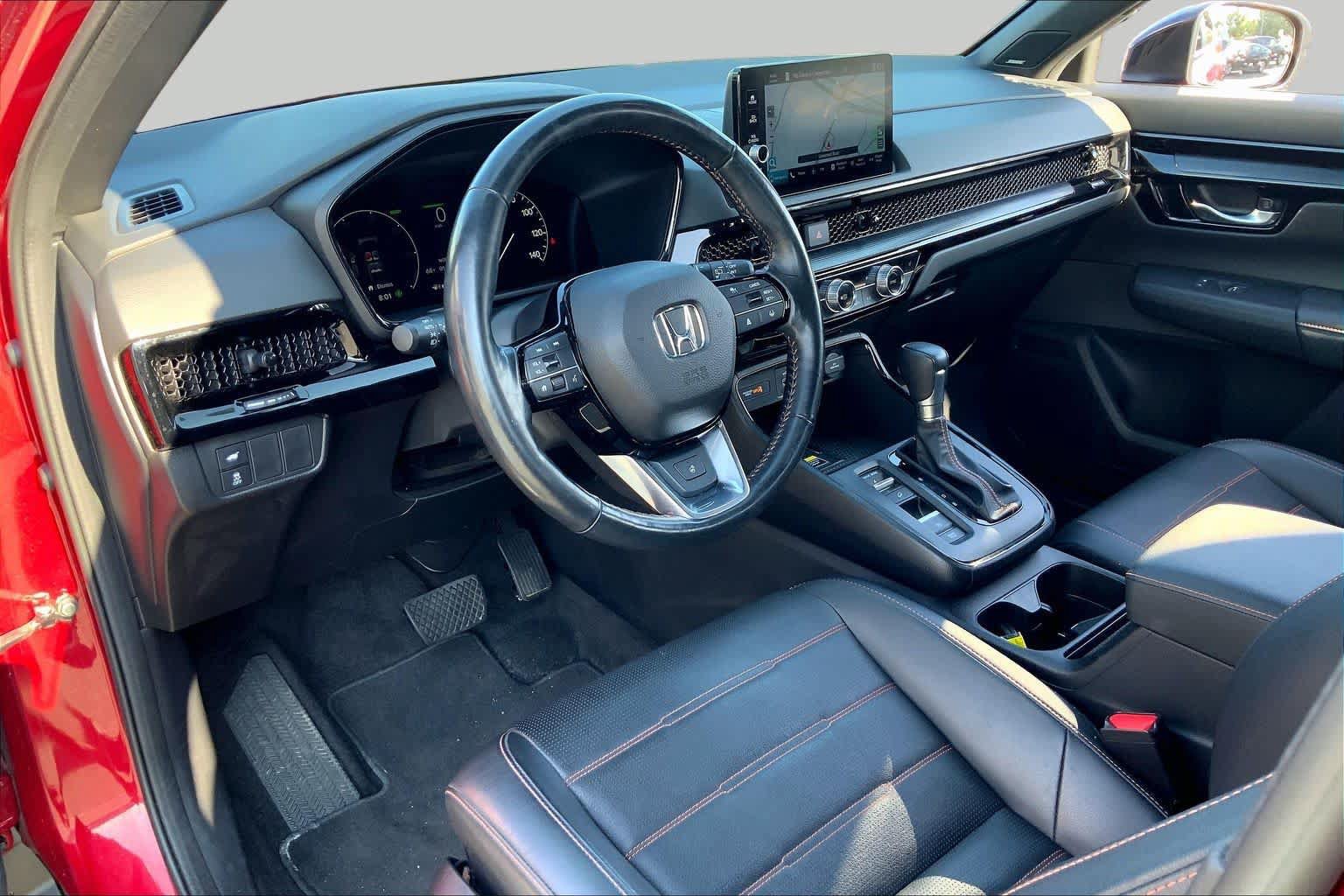 Used 2024 Honda CR-V Sport Touring image 18
