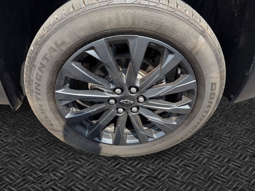 Used 2023 Chevrolet Traverse RS AWD/4WD image 11