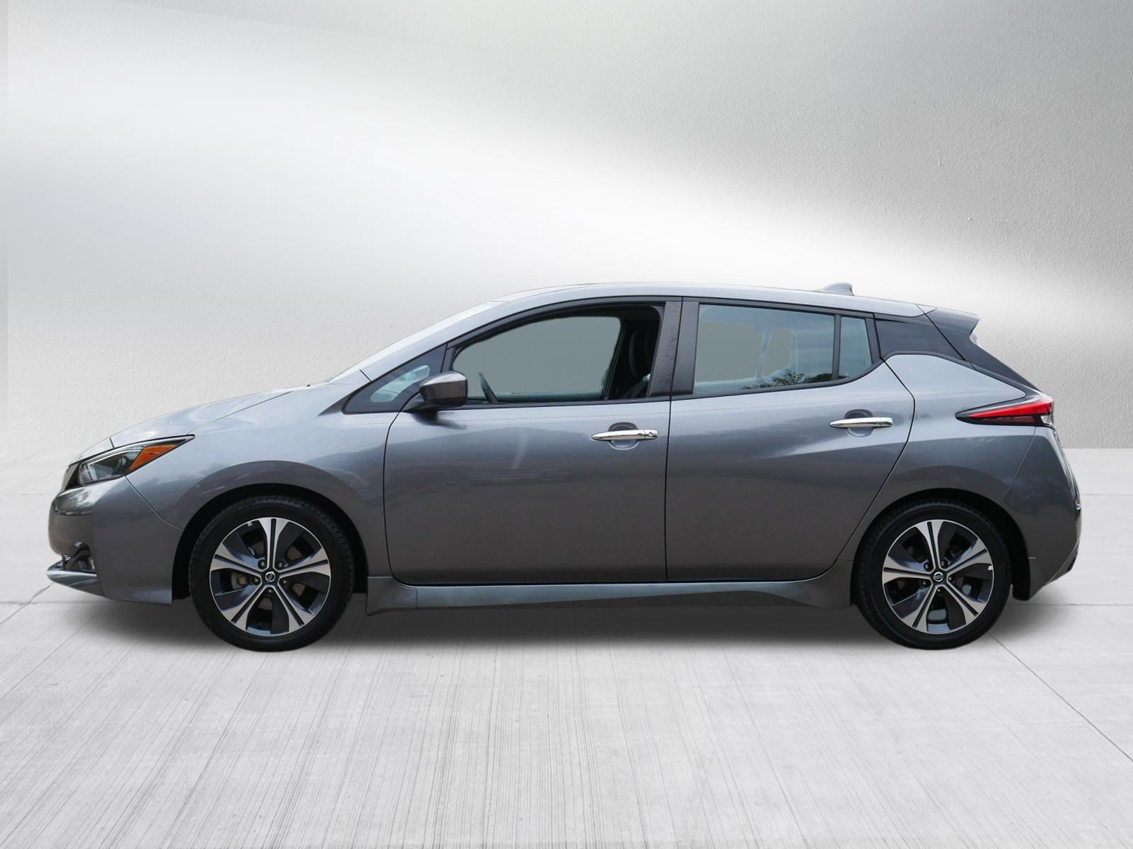 Certified 2021 Nissan Leaf SV FWD image 4