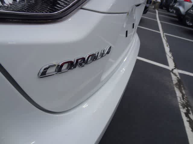 Used 2022 Toyota Corolla LE FWD image 25