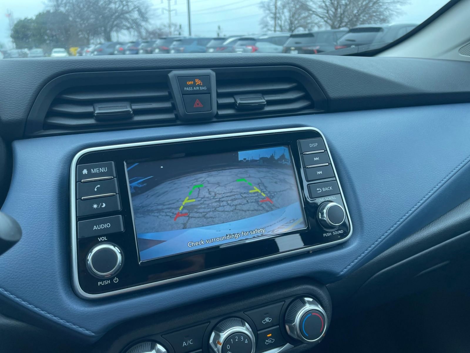 Used 2025 Nissan Versa SV image 22