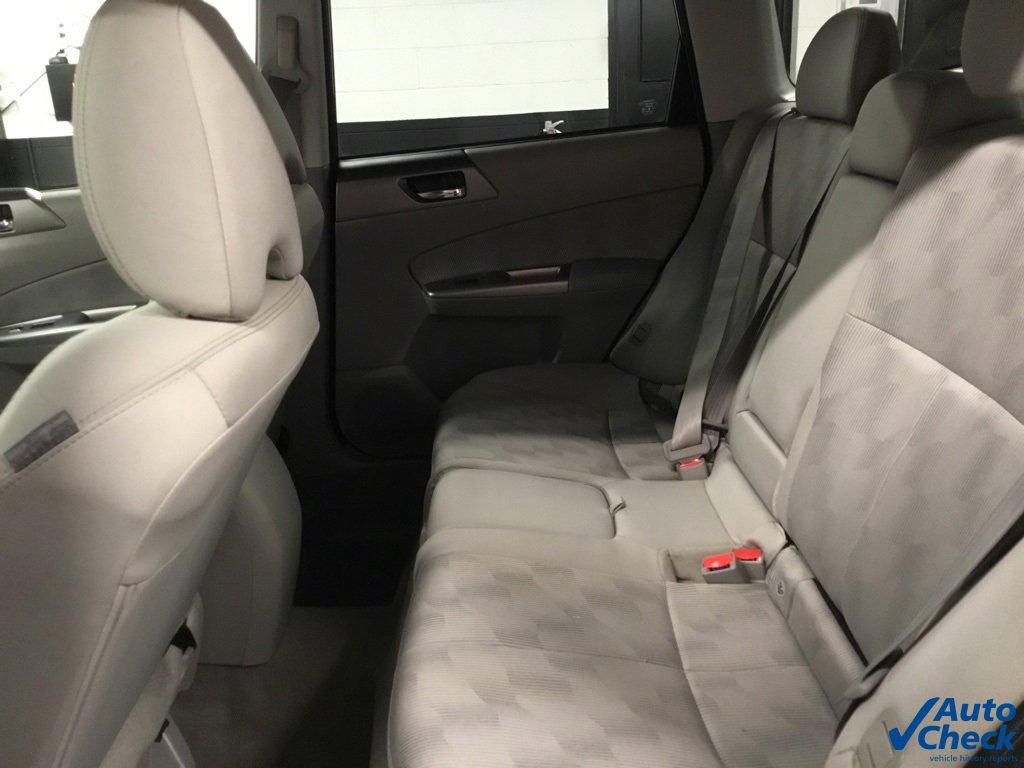 Used 2010 Subaru Forester 2.5X Premium image 27
