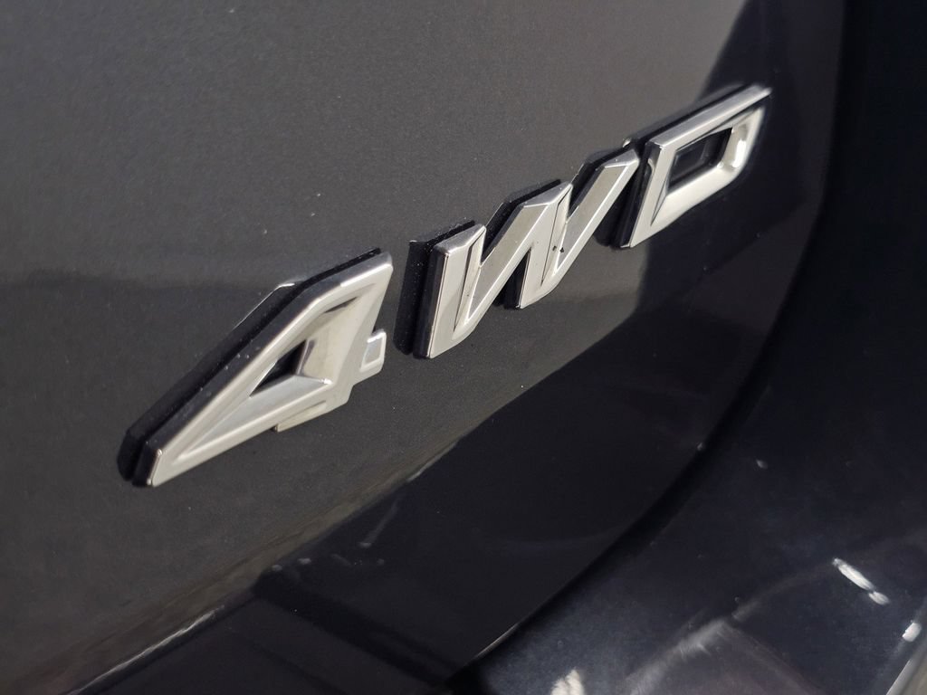 Used 2022 Ford Explorer XLT w/ Equipment Group 202A AWD/4WD image 24